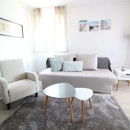 Apartment By Zec Kastav